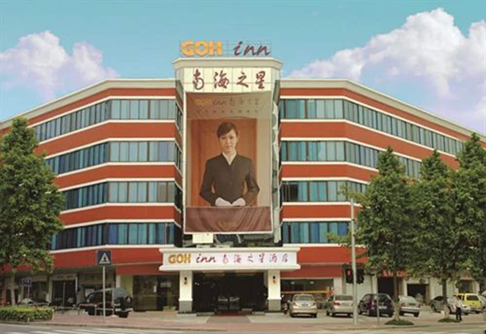 Green Oasis Hotel