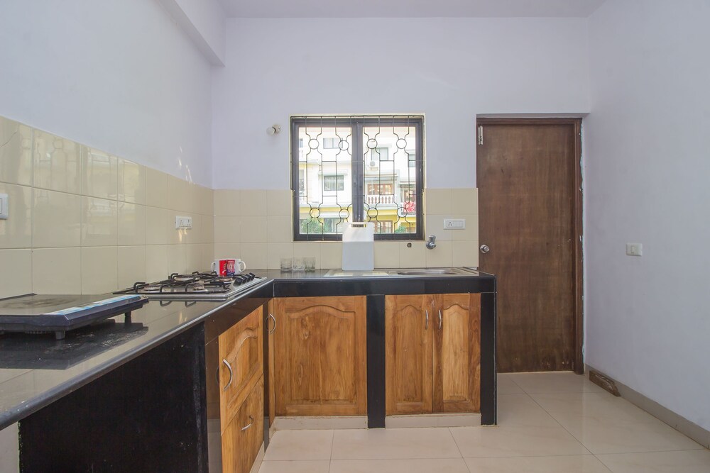 OYO 24375 Home Cosy 2BHK Varca