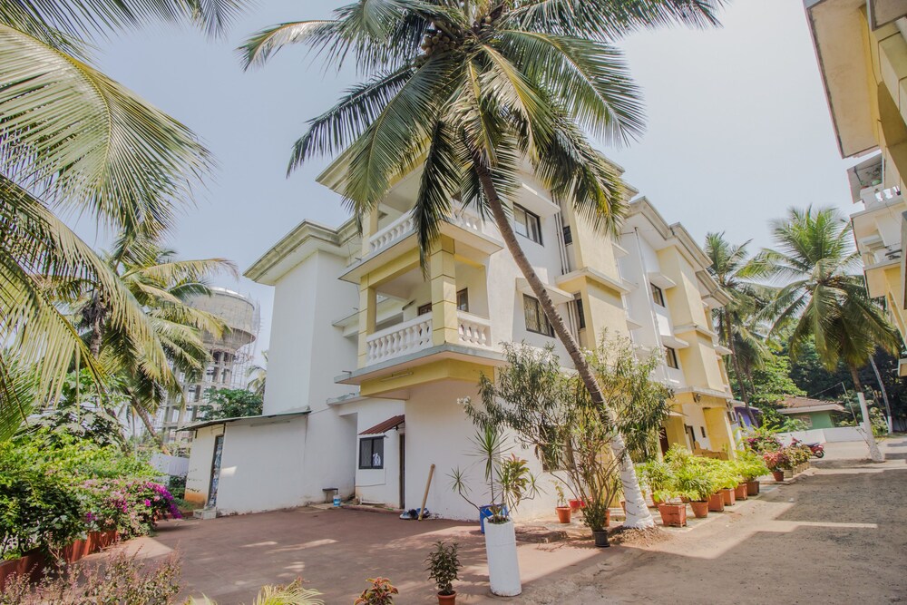 OYO 24375 Home Cosy 2BHK Varca