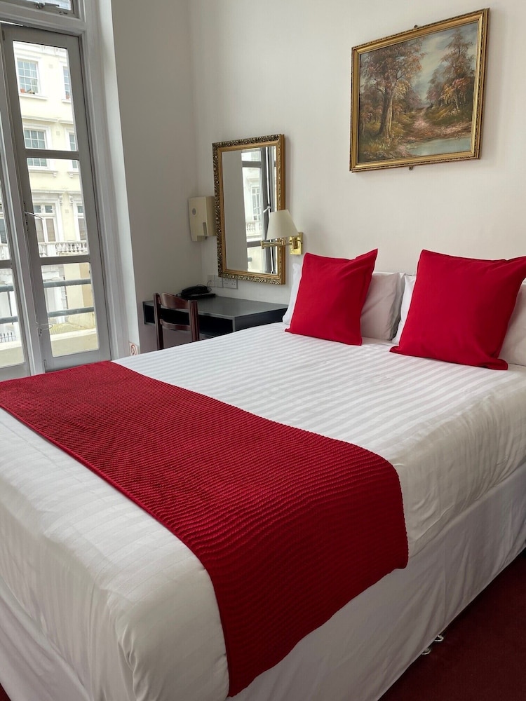 St George Hotel