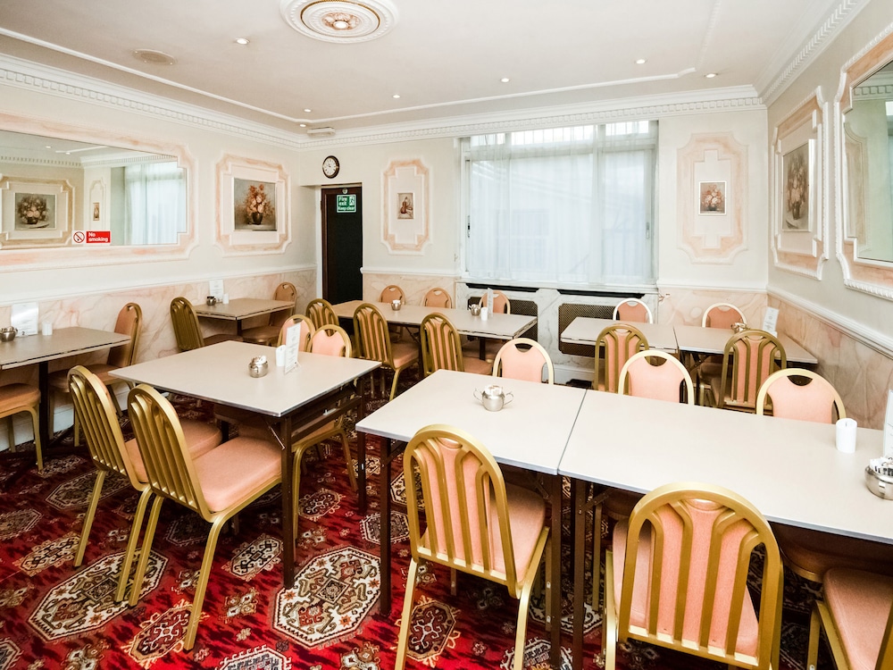 St George Hotel