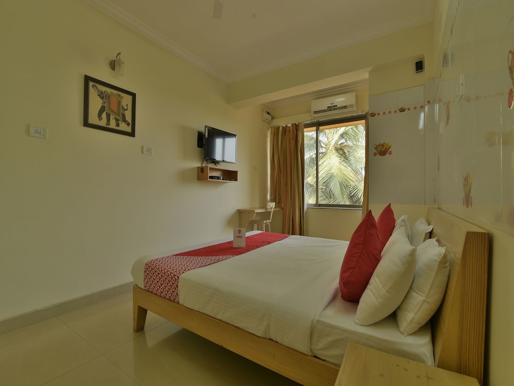 Oyo 12993 Pramila Court