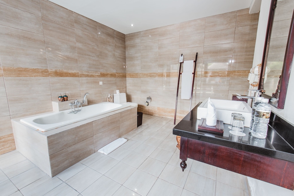 Aldeoz Grand Kancana Villa Bali