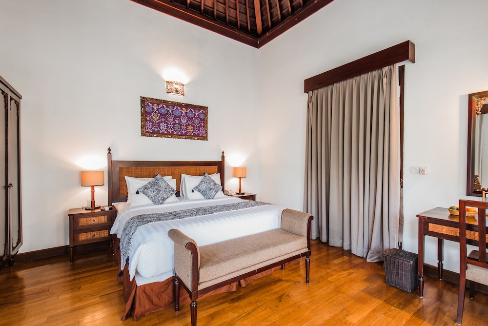 Aldeoz Grand Kancana Villa Bali