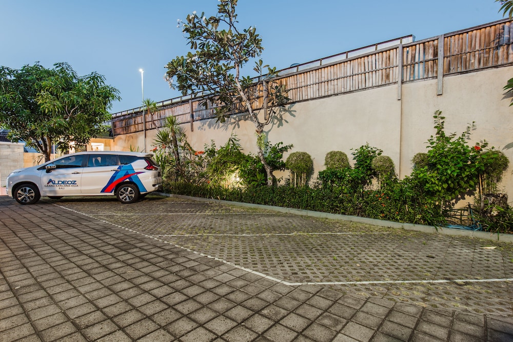 Aldeoz Grand Kancana Villa Bali