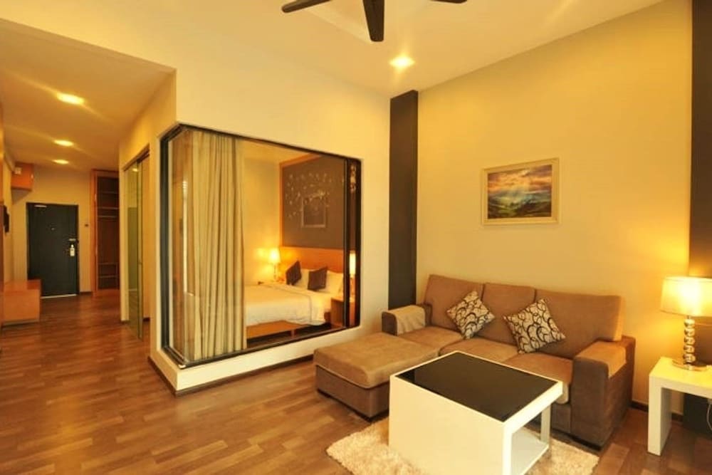 Nova Highlands Resort And Residence
