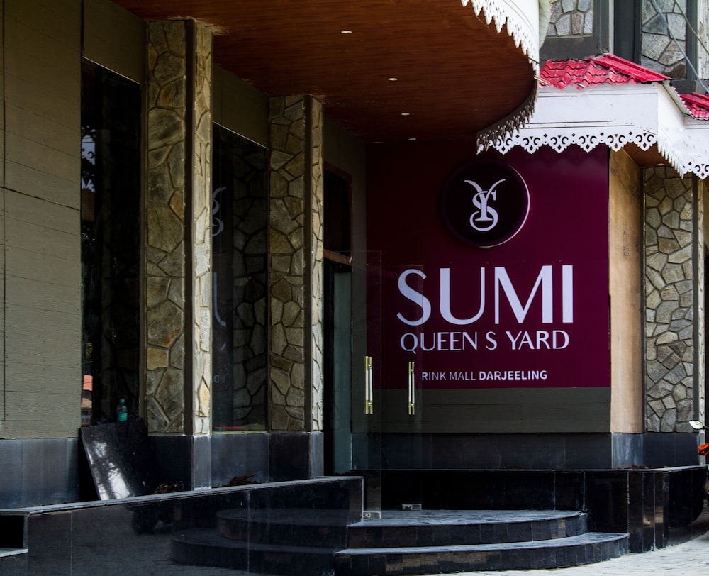 Queens Yard Suites & Spa By Sumi Yashshree