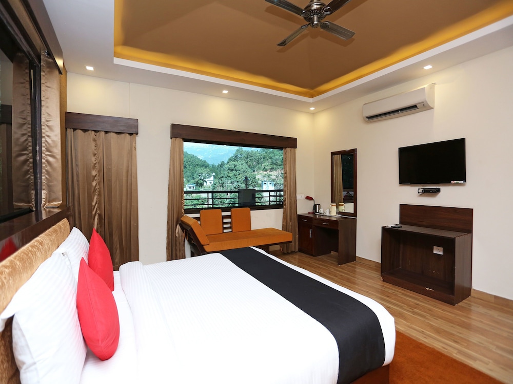 Capital O 23238 Hotel Jsr Inn