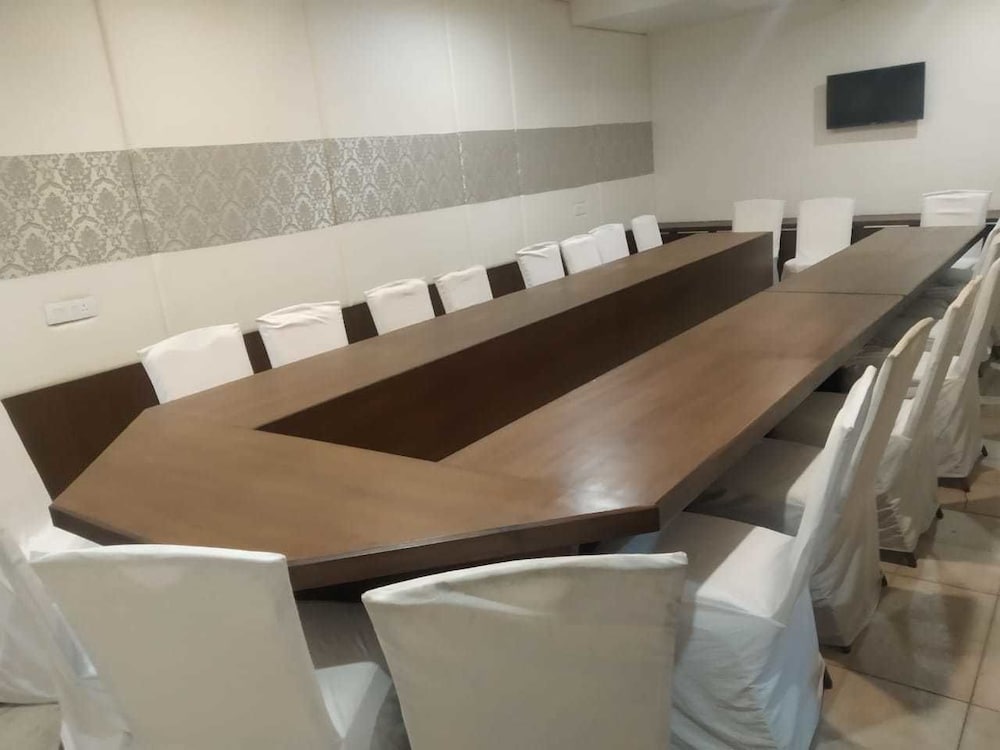Comfort Inn Donil Vadodara