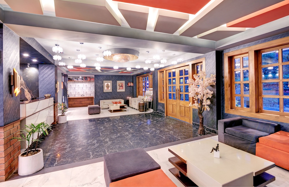 Udaaan Woodberry Hotel & Spa