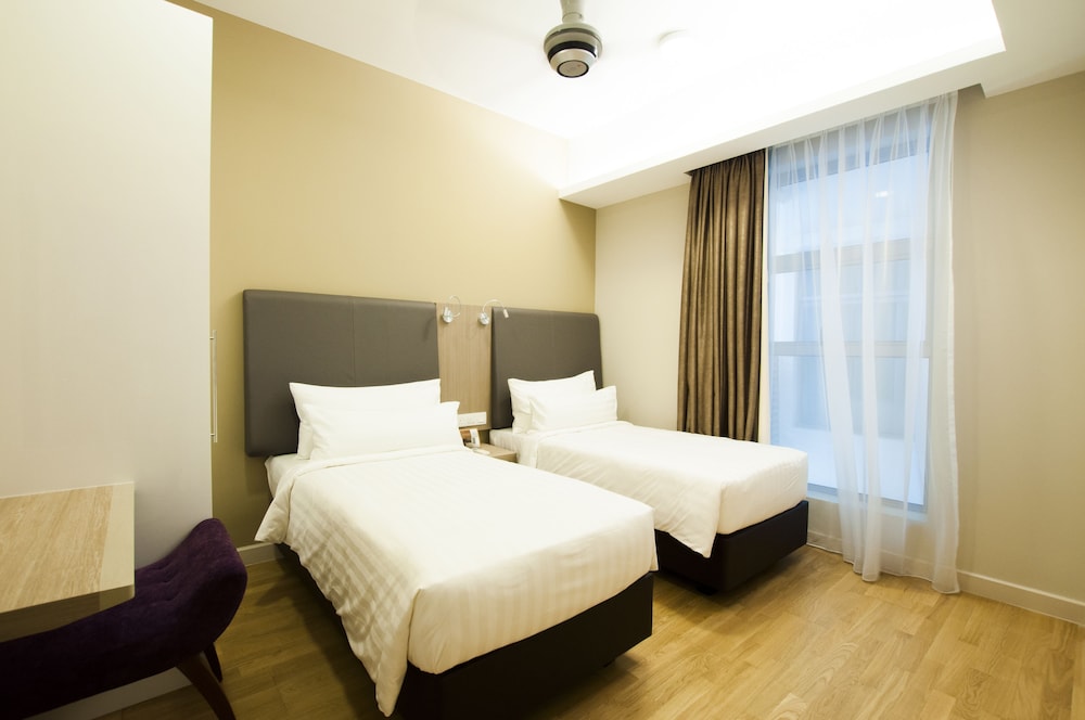 Sunday Hotel Near Petronas Twin Tower (Formerly Suasana Suites)