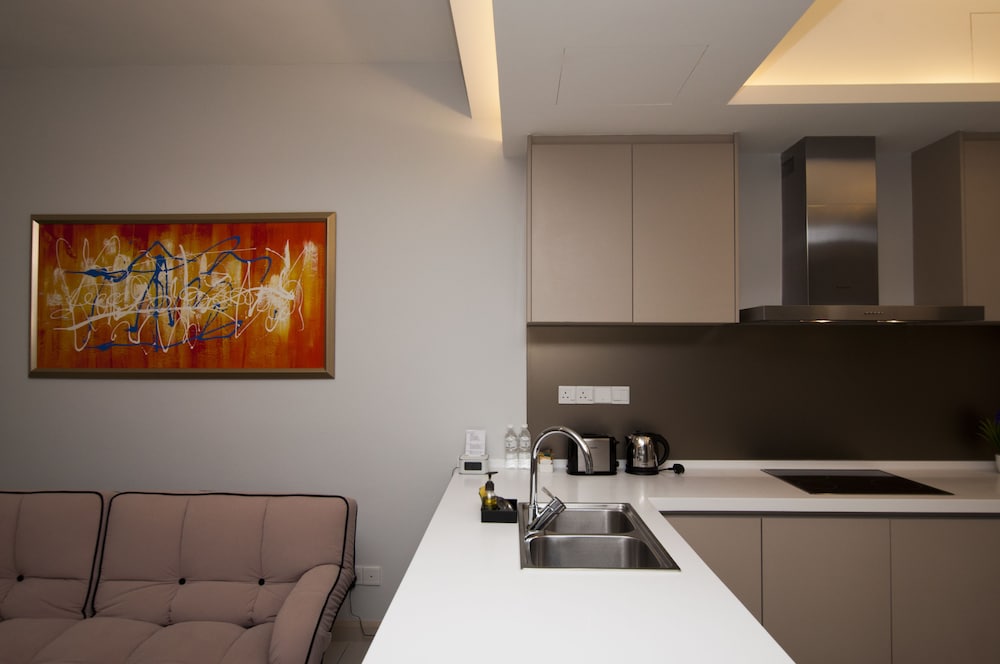 Sunday Hotel Near Petronas Twin Tower (Formerly Suasana Suites)