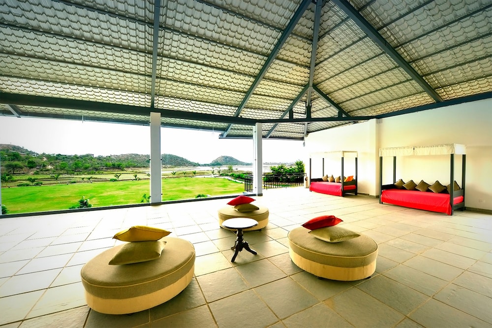 Tatsaraasa Resort & Spa, Udaipur
