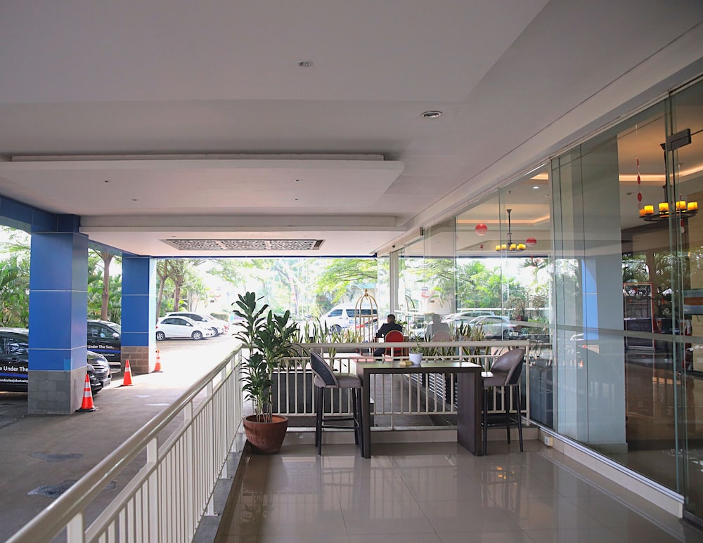 Days Hotel & Suites by Wyndham Jakarta Airport