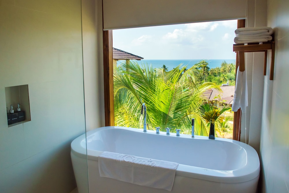 Camia Resort & Spa