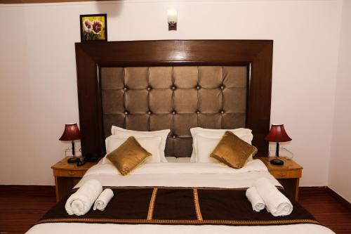 HOTEL NATURE'S LAND