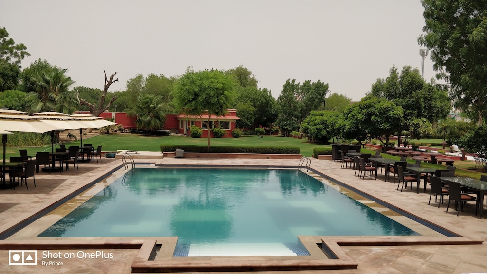 Hotel Maharaja Ganga Mahal