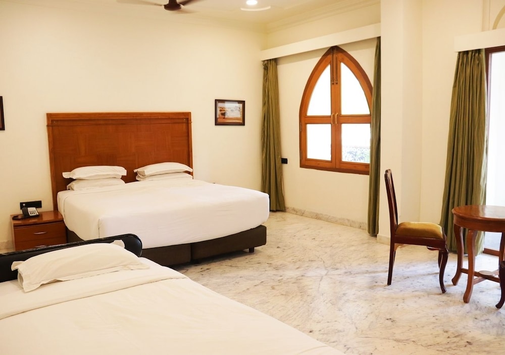 Hotel Maharaja Ganga Mahal