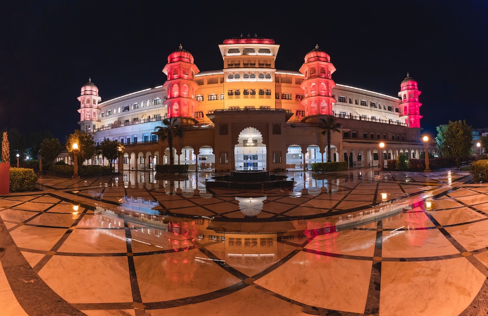 Shree VALLABH VILAS LORDS PLAZA - A PURE VEG HOTEL, NATHDWARA