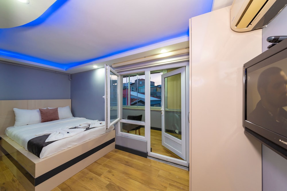 Taxim Trend Suites