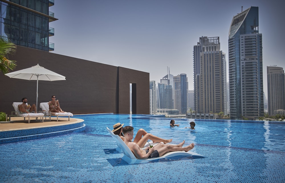 Jumeirah Living Marina Gate