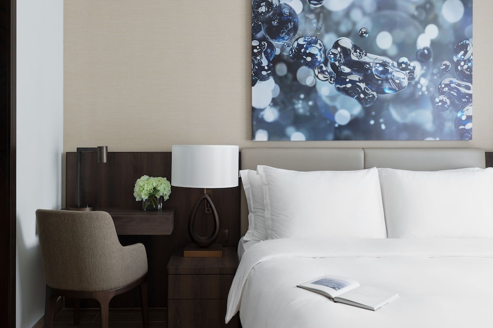 Jumeirah Living Marina Gate