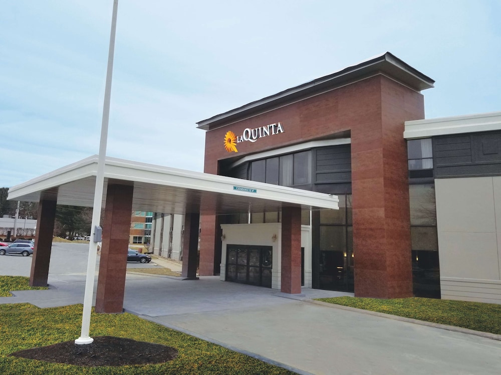 La Quinta Inn & Suites by Wyndham Boston-Andover