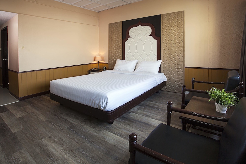 Rajah Hotel