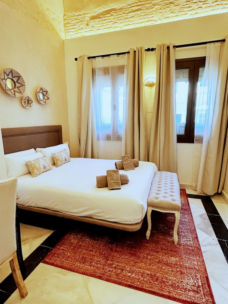 Arco de la Seda - Hotel Boutique