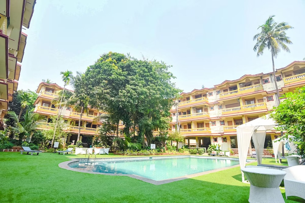 FabHotel Prime Blissful Highland