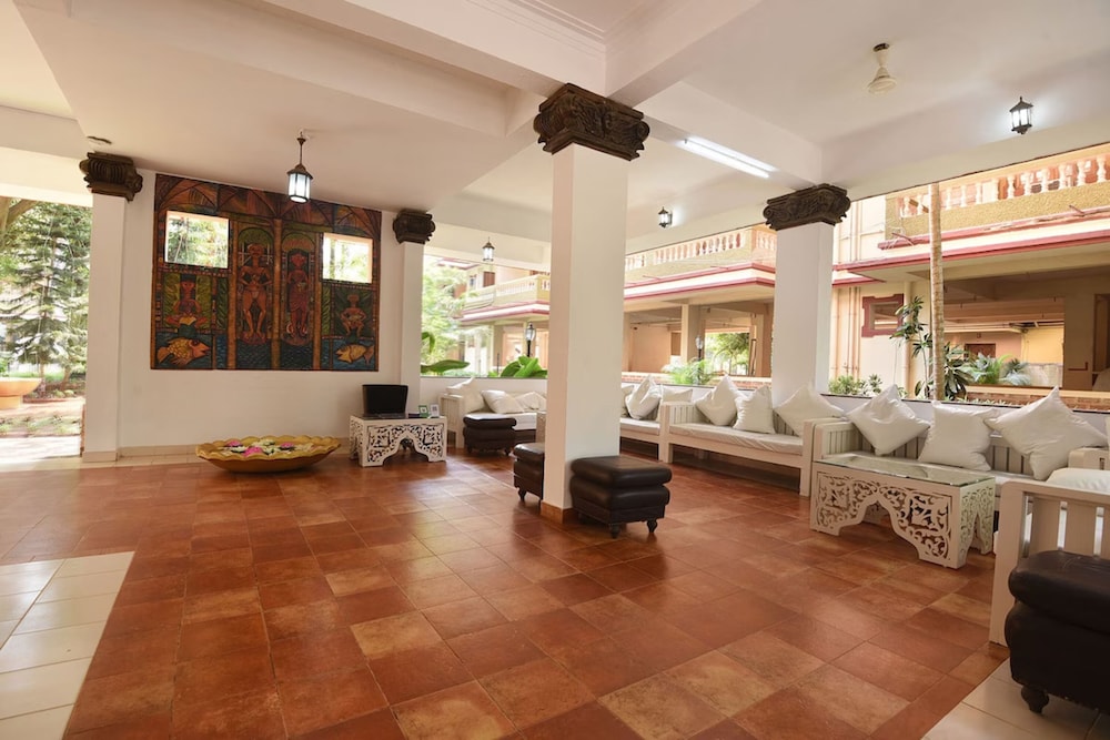 FabHotel Prime Blissful Highland