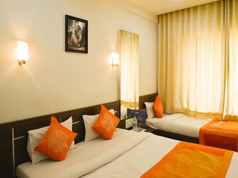 Oyo 4437 Hotel Sai Sakha