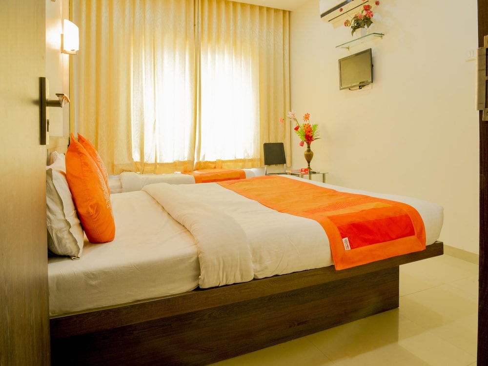 Oyo 4437 Hotel Sai Sakha