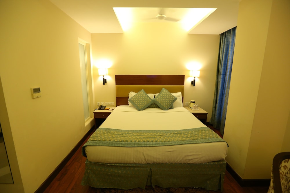Hotel President New Court