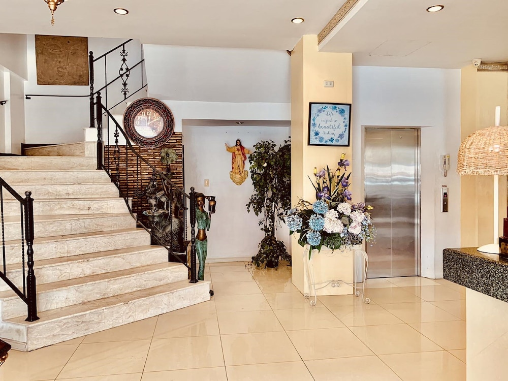 Mont Wind Hotel Tagaytay powered by Cocotel