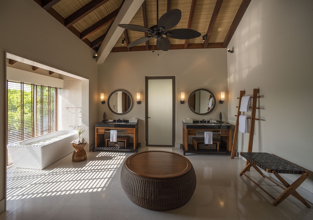 The Residence Maldives at Dhigurah