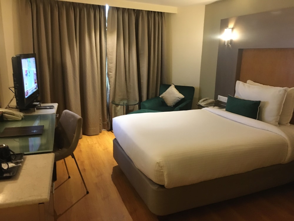 The Golkonda Hotel Banjara Hills