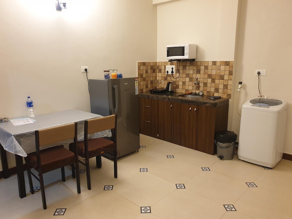 Coastal Suites Apart-Hotel