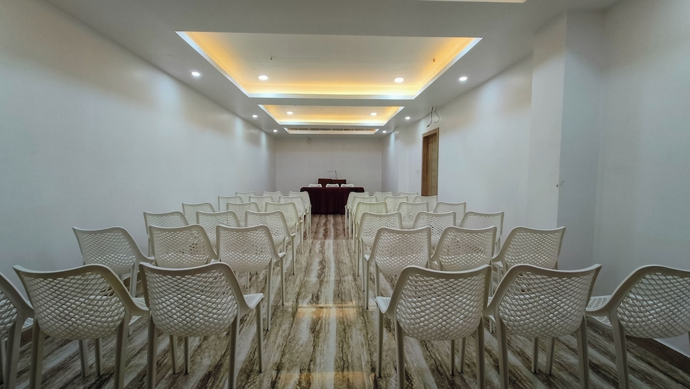 Vbrance - Luxury Boutique Hotel