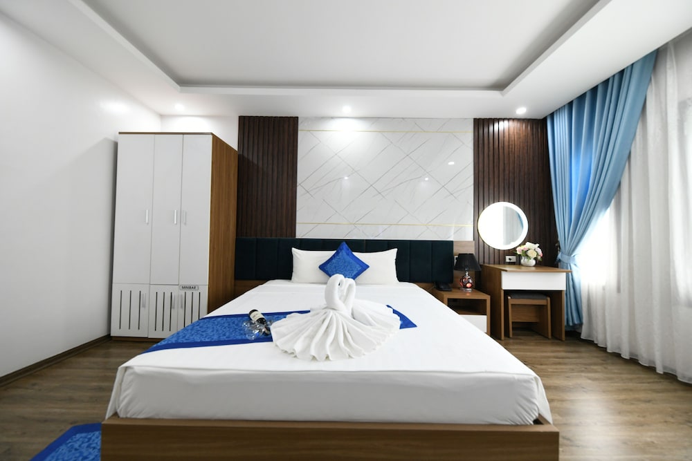Aquarius Grand Hotel