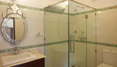 Lake Pichola Hotel