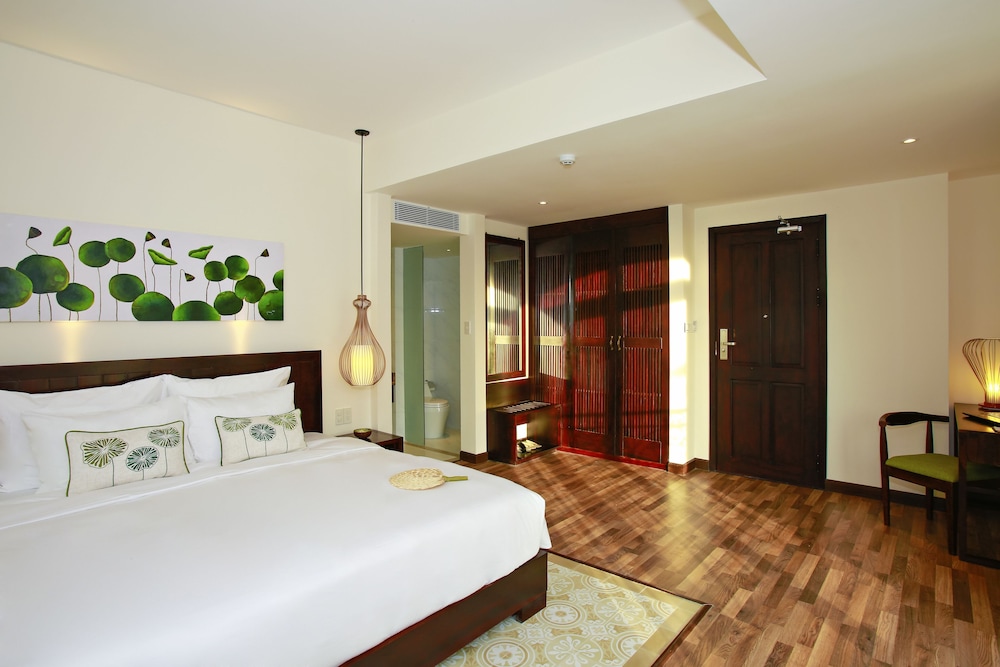 Lasenta Boutique Hotel Hoian