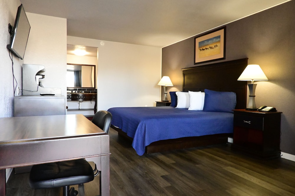 R Nite Star Inn & Suite