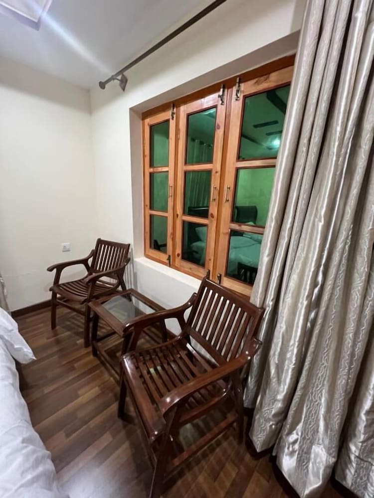 Wazir Guest House