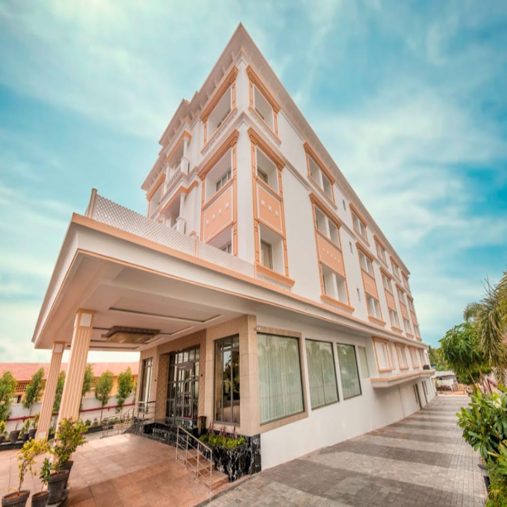 Hotel Star Palace - Rameswaram Tamil Nadu