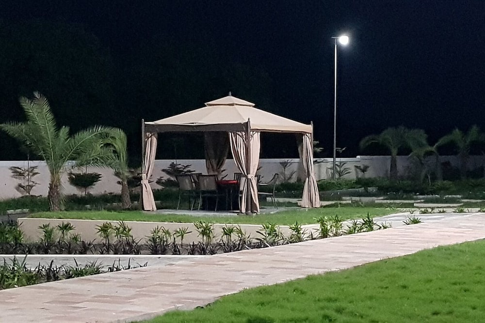 Nakshtra Hotel & Resort