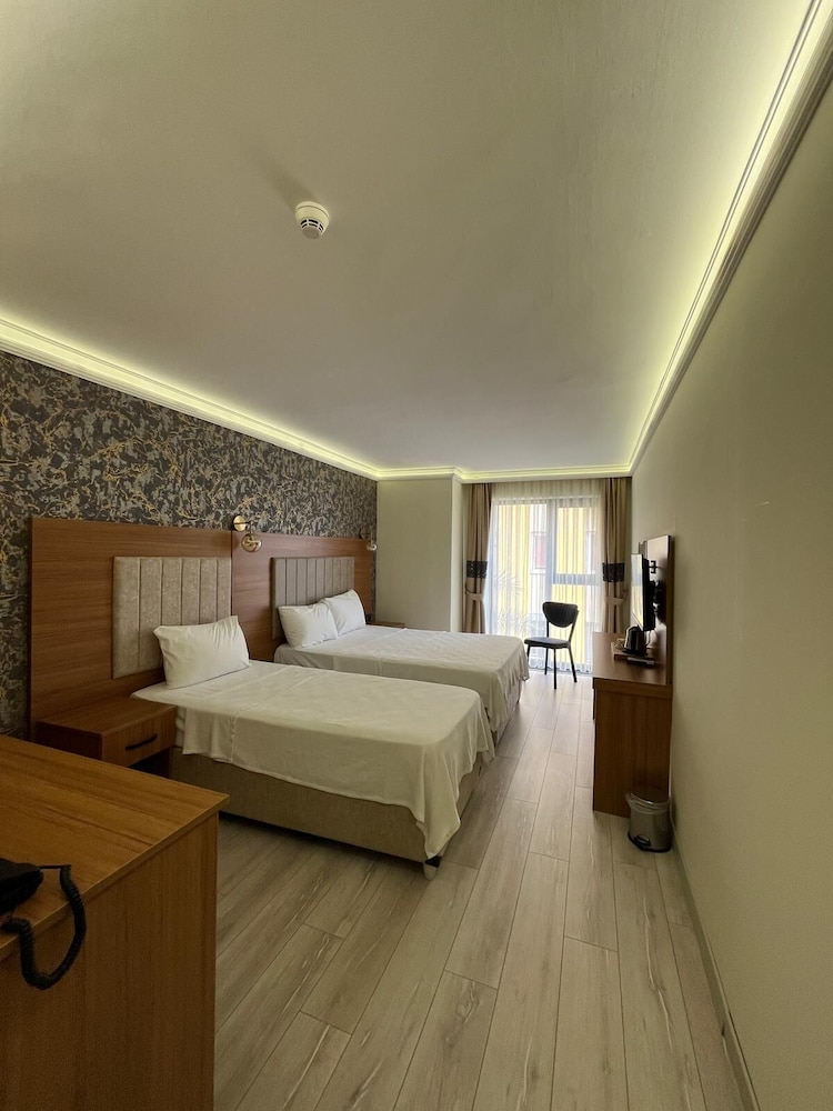 Golden Lux Hotel Antalya