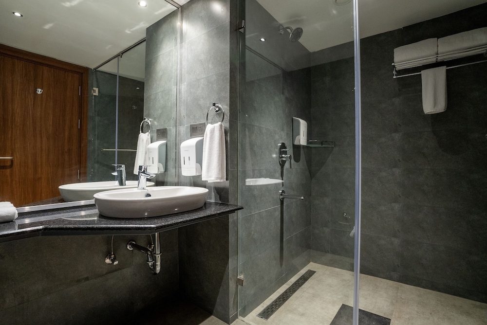 Lilac Hotel Guruvayur