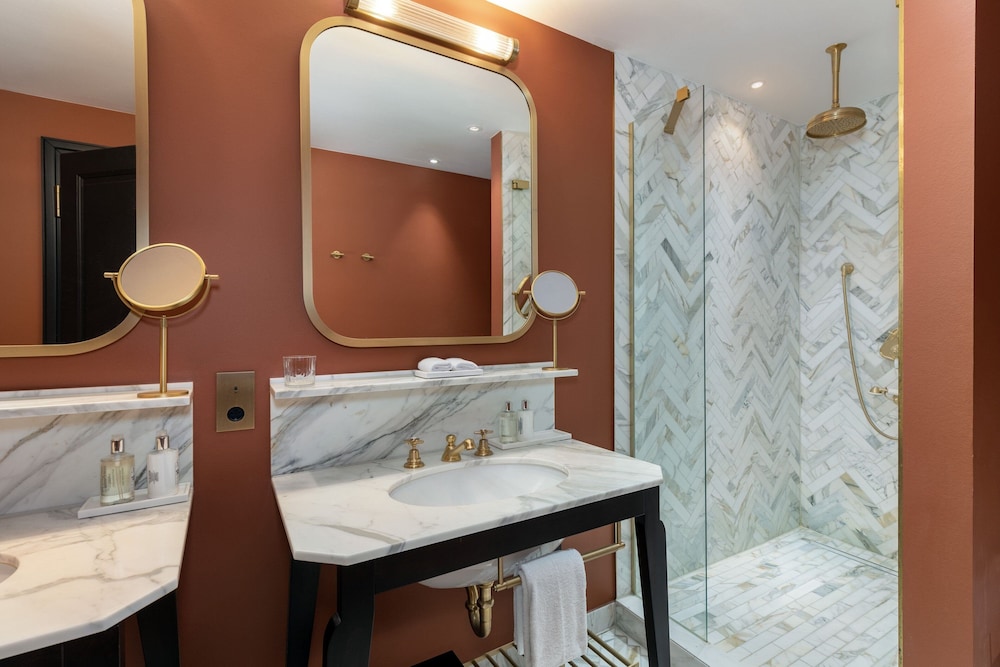 LUME Boutique Hotel, Autograph Collection