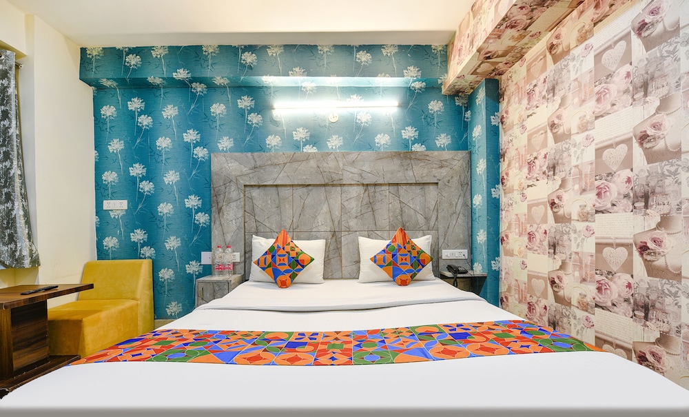 Fabhotel Palm Majestic